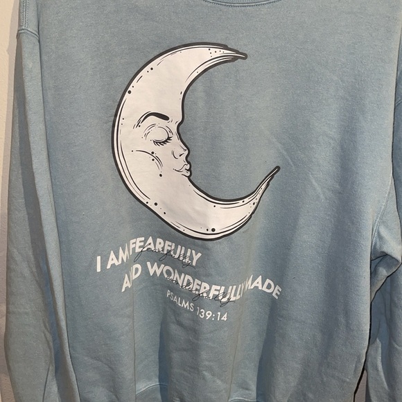 Blue Graphic Sweatshirt with Moon Design Size 2X - Picture 2 of 3